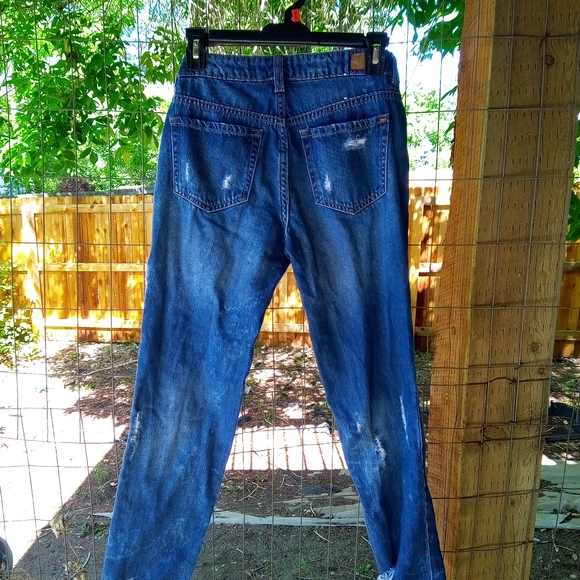 Garage 1 Jean Capris - Picture 2 of 7